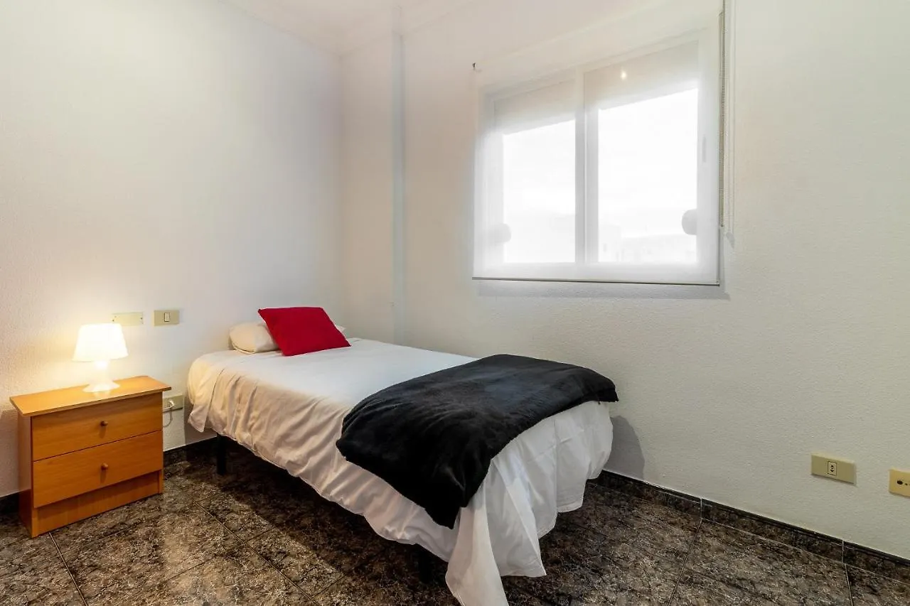 Flatguest Cicer - 3Bdr + Balcony + Beach Las Palmas de Gran Canaria 0*,  Spain