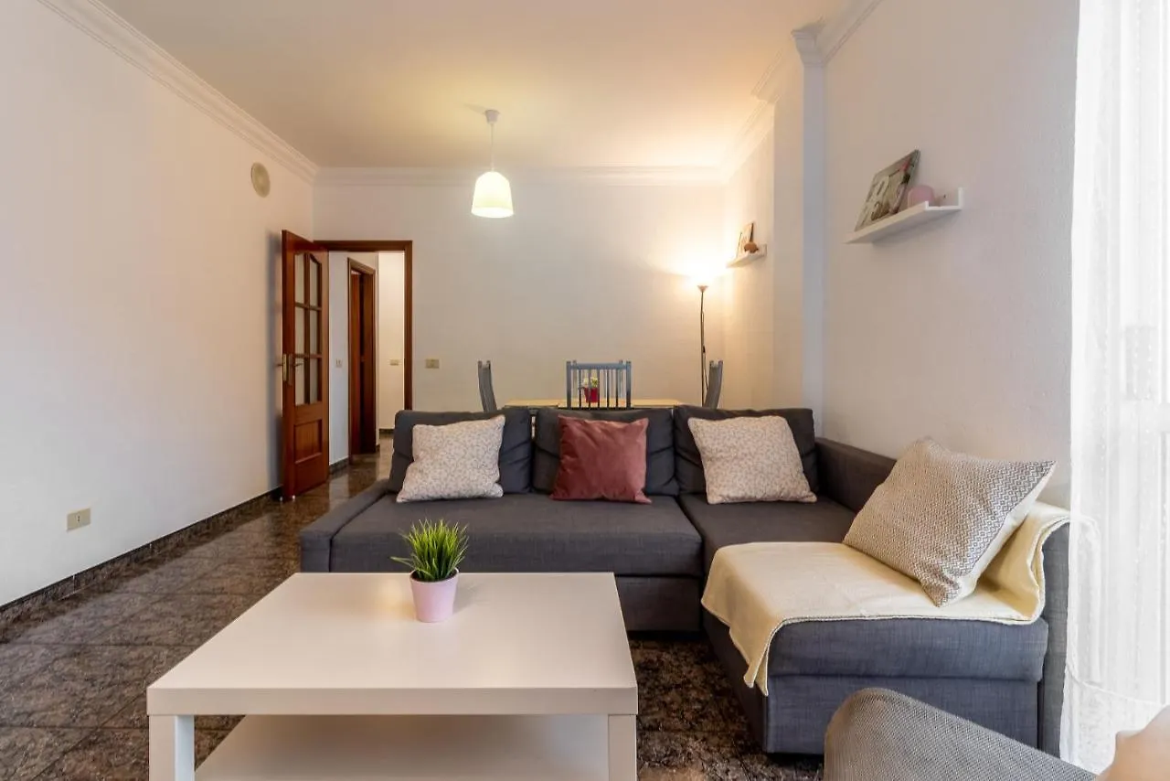 Flatguest Cicer - 3Bdr + Balcony + Beach Las Palmas de Gran Canaria