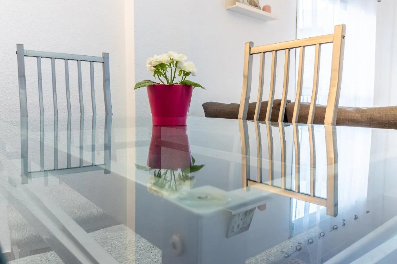 Apartment Flatguest Cicer - 3Bdr + Balcony + Beach Las Palmas de Gran Canaria